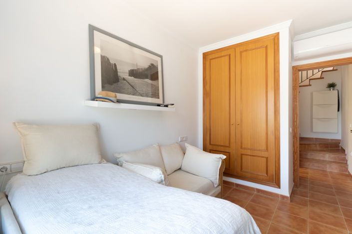 Image No.28-2 Bed Villa for sale