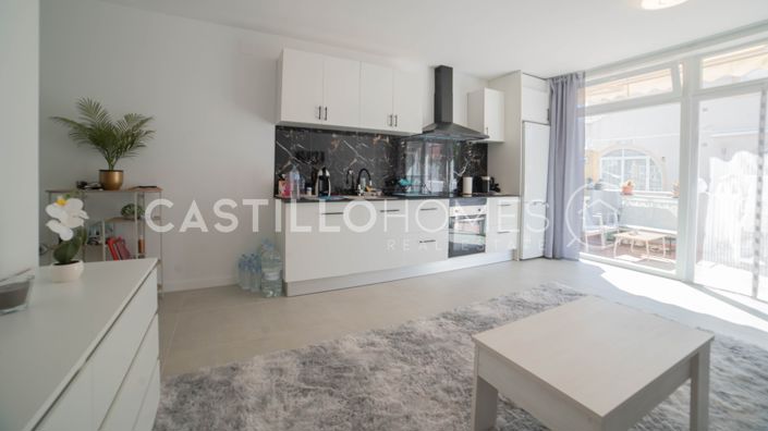 Image No.11-1 Bed Townhouse for sale