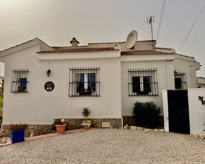 Image No.15-3 Bed Villa for sale