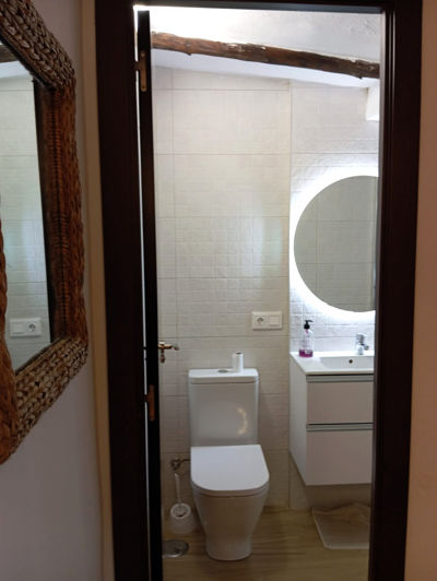 Image No.25-2 Bed Bungalow for sale