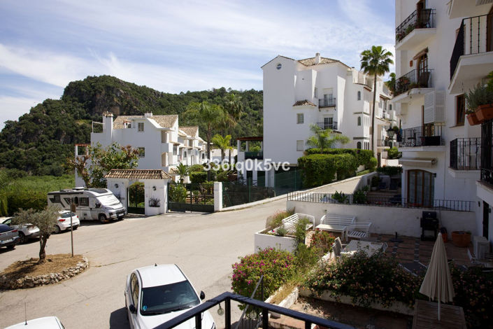 Image No.11-3 Bed Apartment for sale