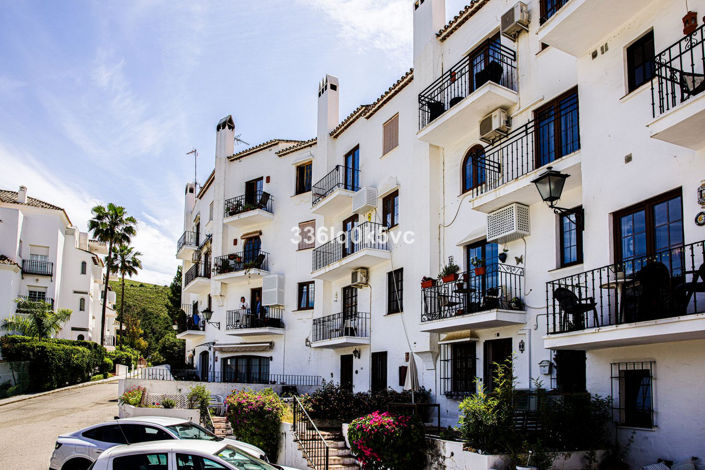 Image No.13-3 Bed Apartment for sale