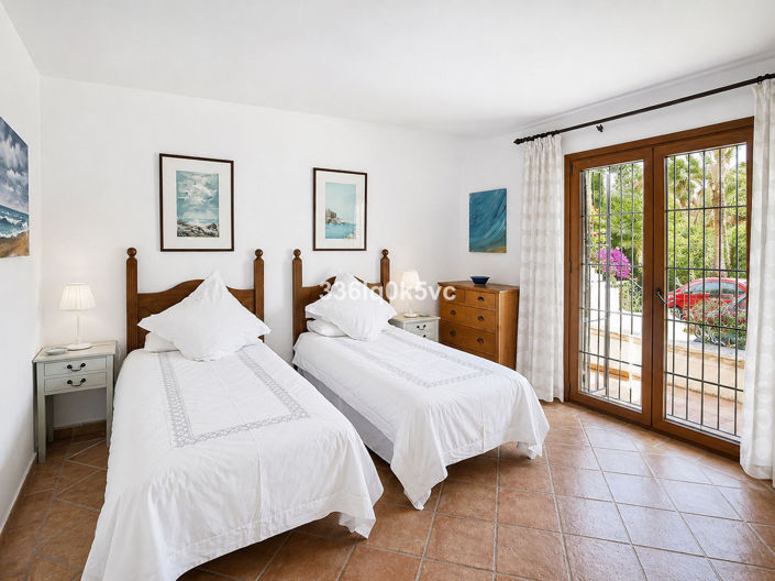 Image No.5-3 Bed Apartment for sale