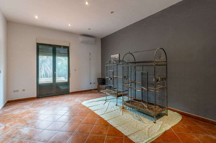 Image No.35-5 Bed Villa for sale