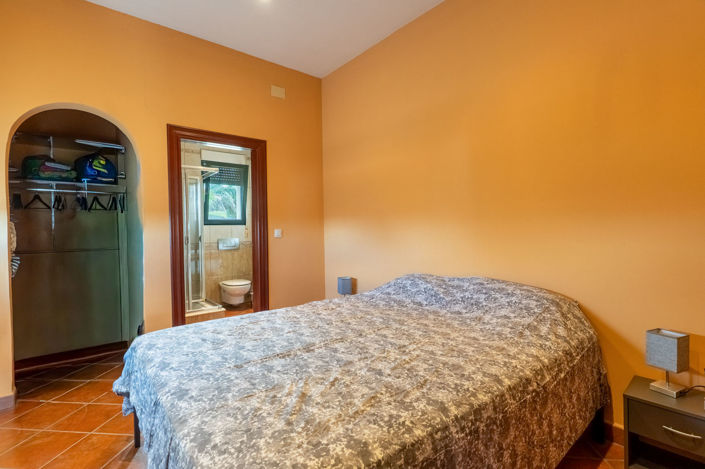 Image No.33-5 Bed Villa for sale