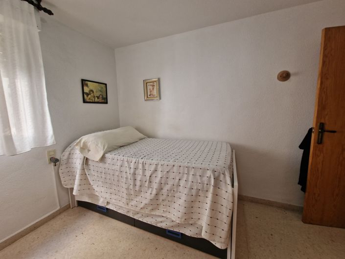 Image No.18-3 Bed Apartment for sale