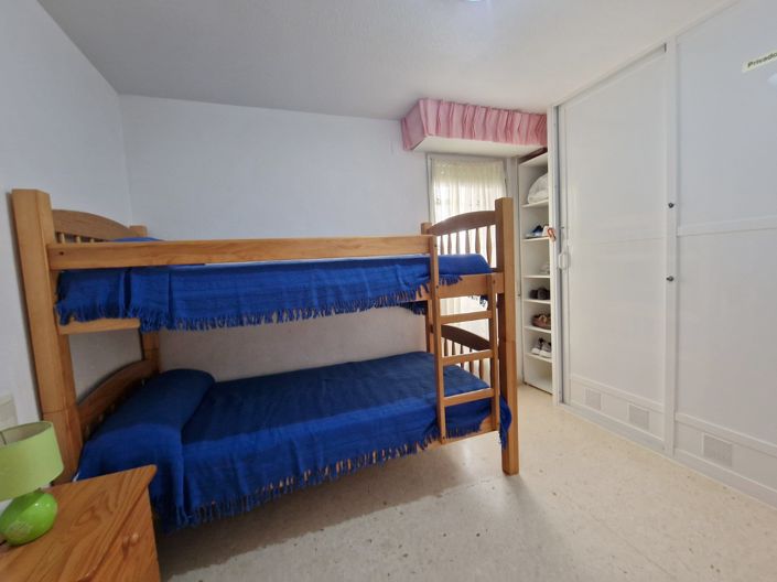 Image No.21-3 Bed Apartment for sale