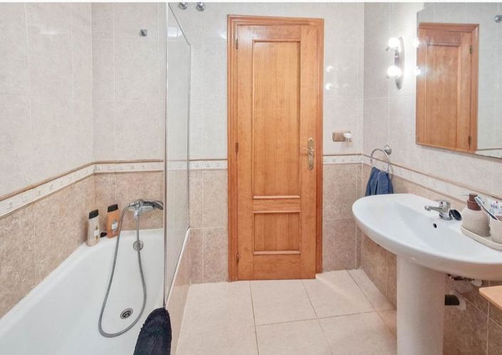 Image No.12-2 Bed Apartment for sale
