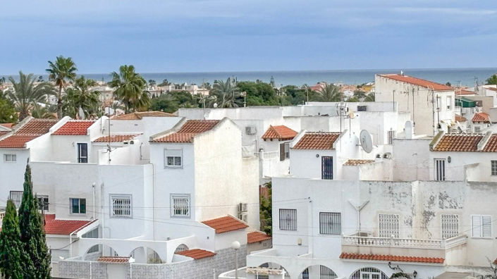 Image No.41-2 Bed Penthouse for sale