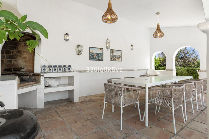 Image No.25-4 Bed Villa for sale