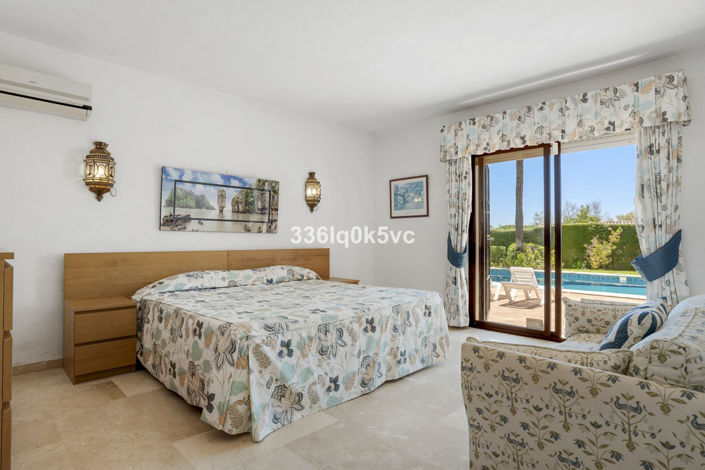 Image No.9-4 Bed Villa for sale