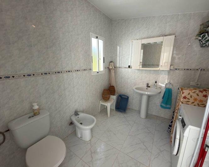 Image No.10-3 Bed Villa for sale