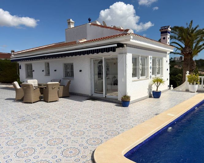 Image No.18-3 Bed Villa for sale