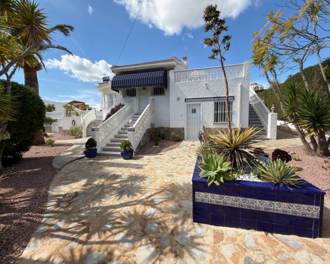 Image No.20-3 Bed Villa for sale