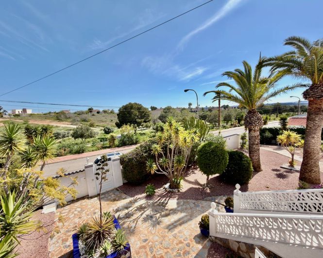 Image No.22-3 Bed Villa for sale