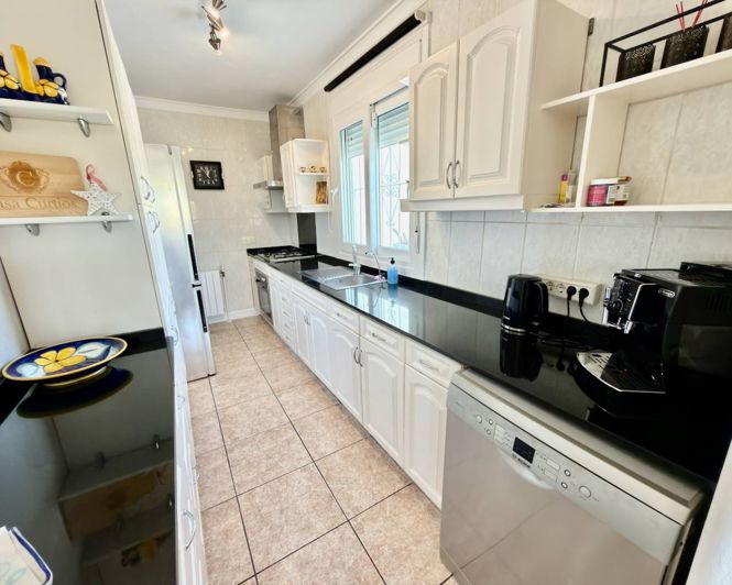 Image No.6-3 Bed Villa for sale