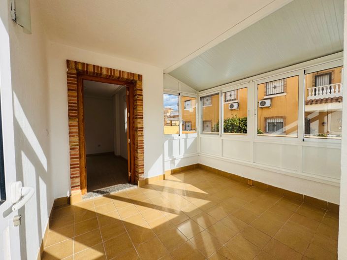 Image No.8-3 Bed Villa for sale