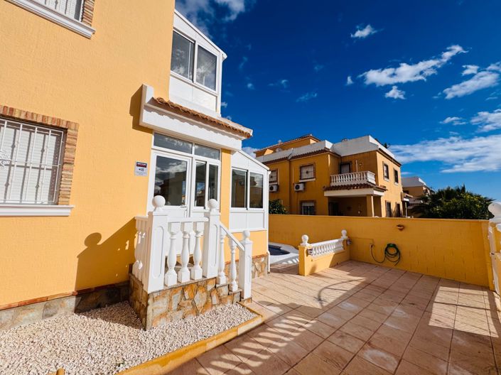Image No.9-3 Bed Villa for sale