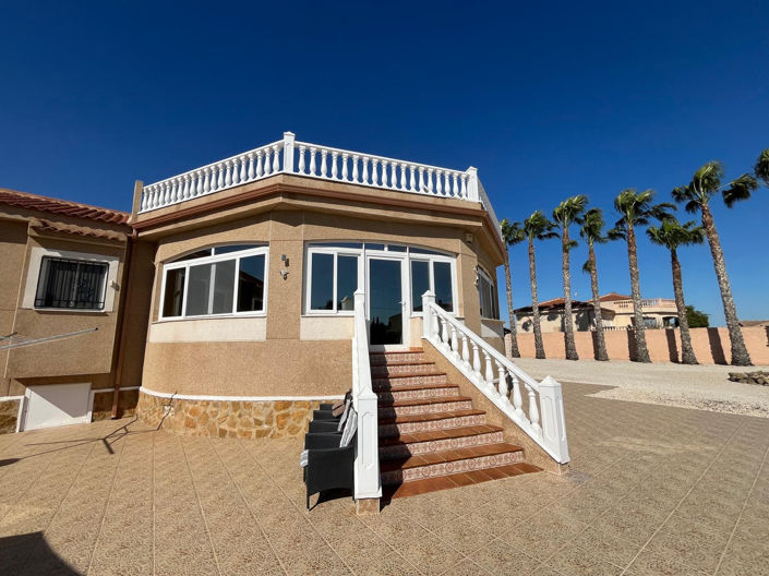 Image No.44-5 Bed Villa for sale
