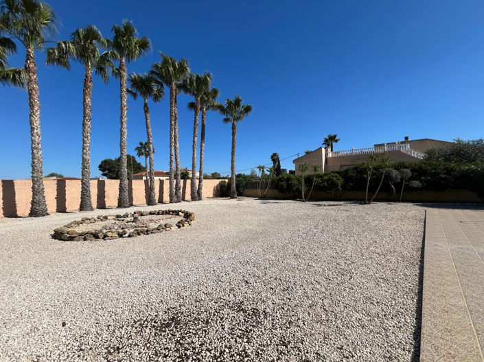 Image No.50-5 Bed Villa for sale