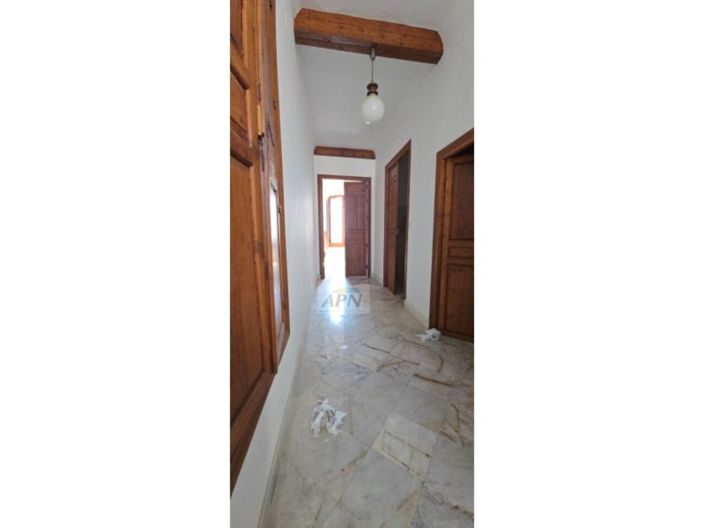 Image No.28-7 Bed Townhouse for sale