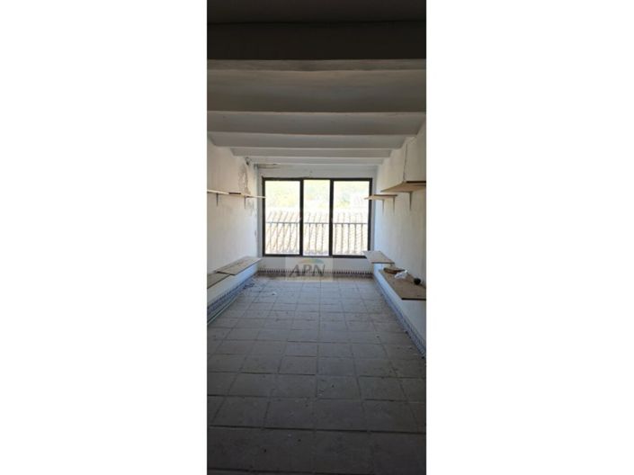Image No.37-7 Bed Townhouse for sale