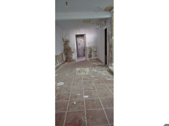Image No.40-7 Bed Townhouse for sale