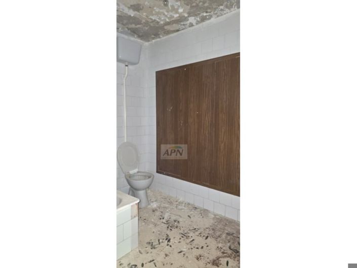 Image No.42-7 Bed Townhouse for sale