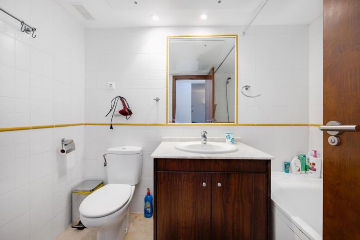 Image No.12-2 Bed Apartment for sale