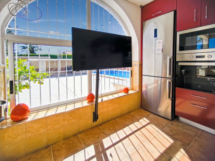 Image No.12-4 Bed Villa for sale