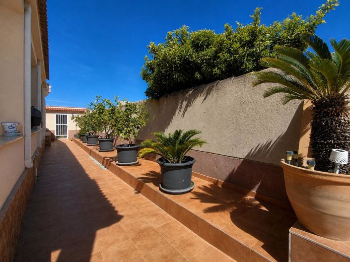 Image No.25-4 Bed Villa for sale