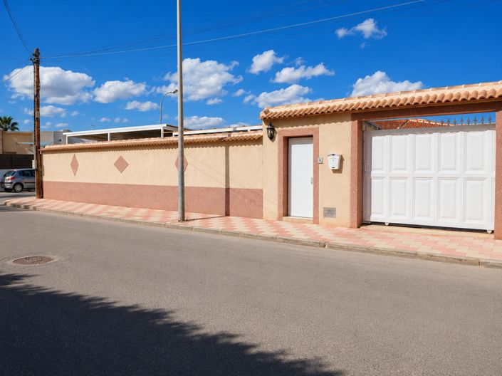 Image No.31-4 Bed Villa for sale