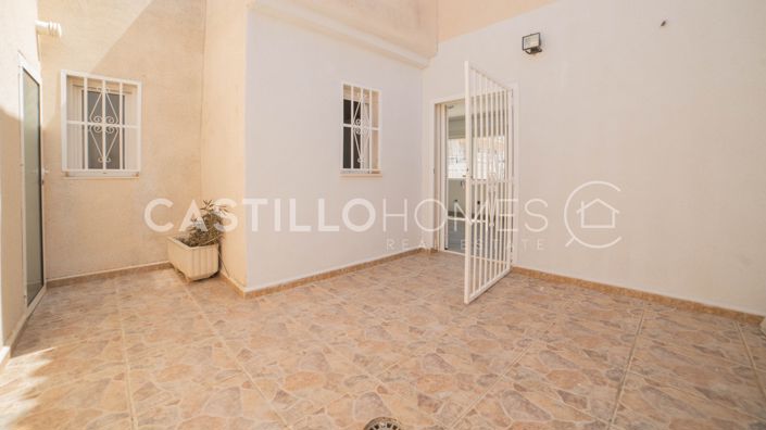 Image No.34-3 Bed Townhouse for sale
