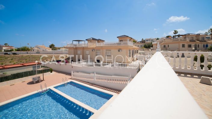 Image No.43-3 Bed Townhouse for sale