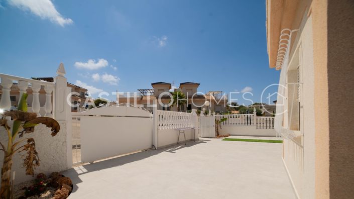Image No.47-3 Bed Townhouse for sale