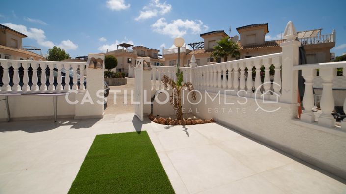 Image No.5-3 Bed Townhouse for sale