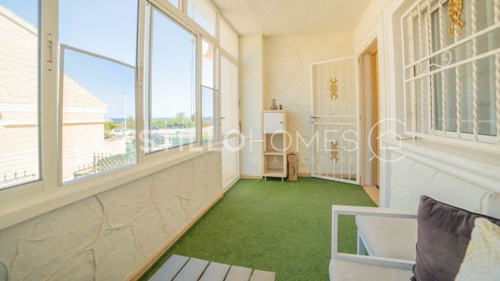 Image No.10-4 Bed Townhouse for sale