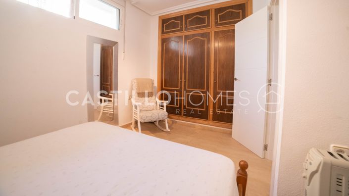 Image No.49-4 Bed Townhouse for sale