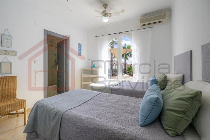 Image No.14-5 Bed Villa for sale