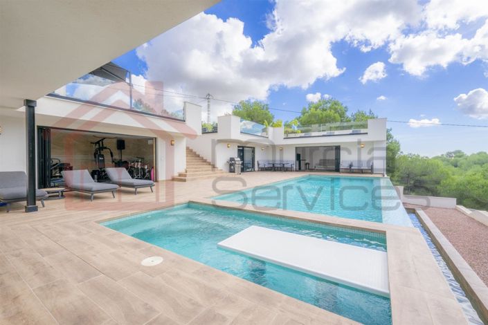 Image No.2-Villa de 5 chambres à vendre à Pinar de Campoverde