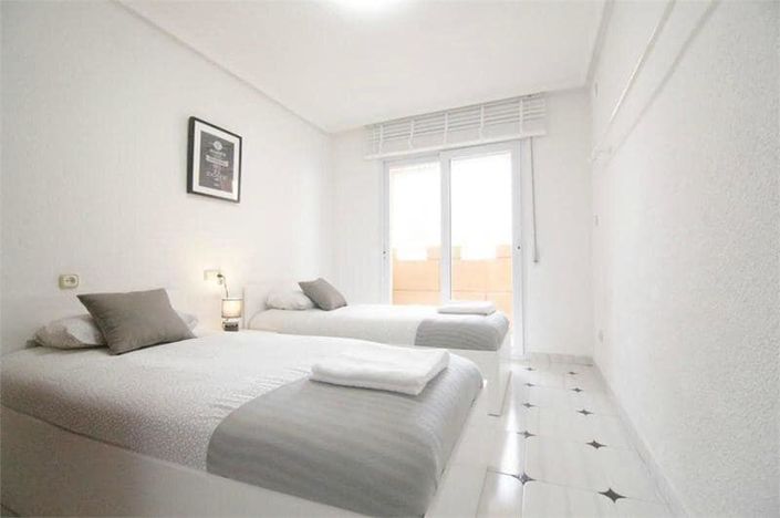Image No.13-4 Bed Apartment for sale