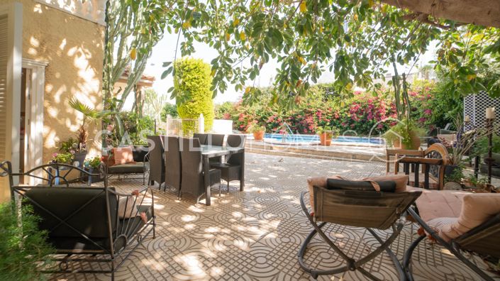 Image No.26-5 Bed Townhouse for sale