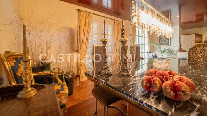 Image No.38-5 Bed Townhouse for sale