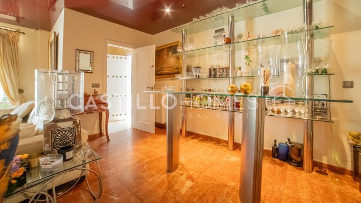 Image No.46-5 Bed Townhouse for sale