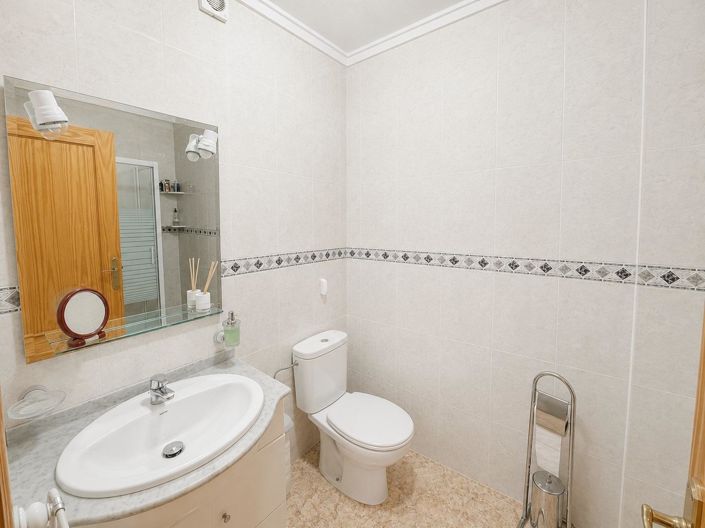 Image No.17-3 Bed Penthouse for sale