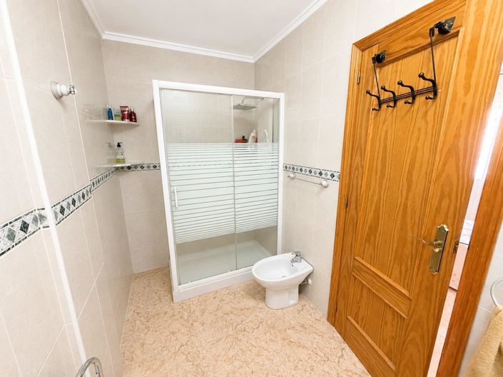 Image No.18-3 Bed Penthouse for sale