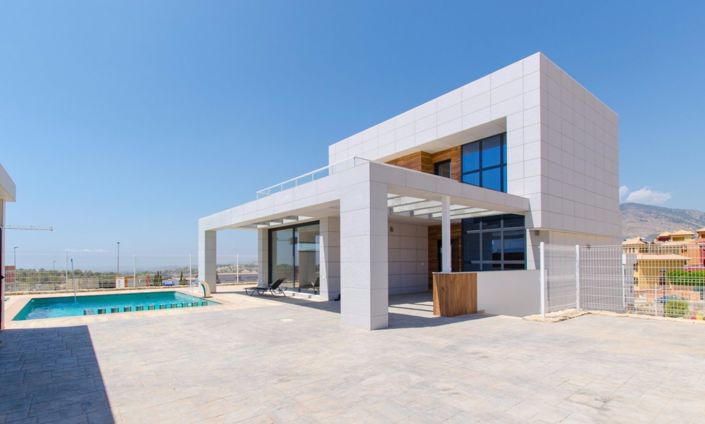 Image No.32-4 Bed Villa for sale