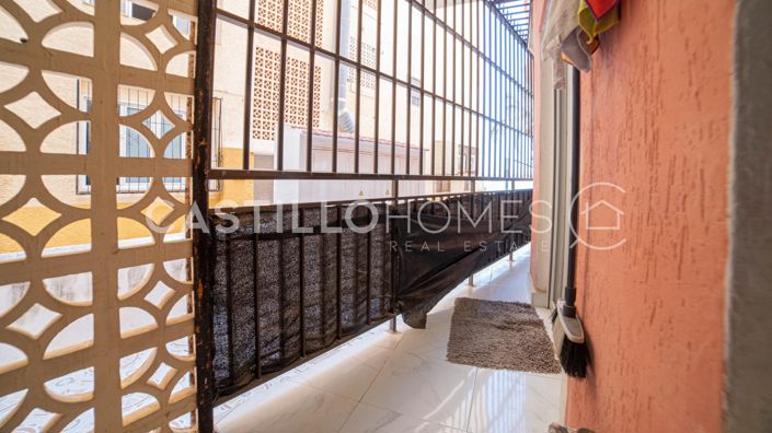 Image No.35-2 Bed Apartment for sale