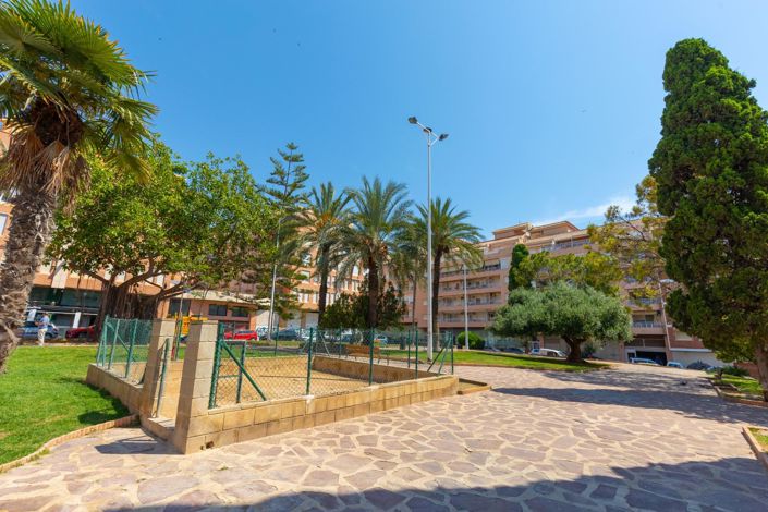 Image No.27-3 Bed Apartment for sale
