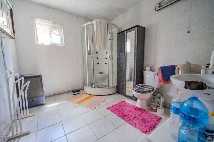 Image No.20-4 Bed Villa for sale